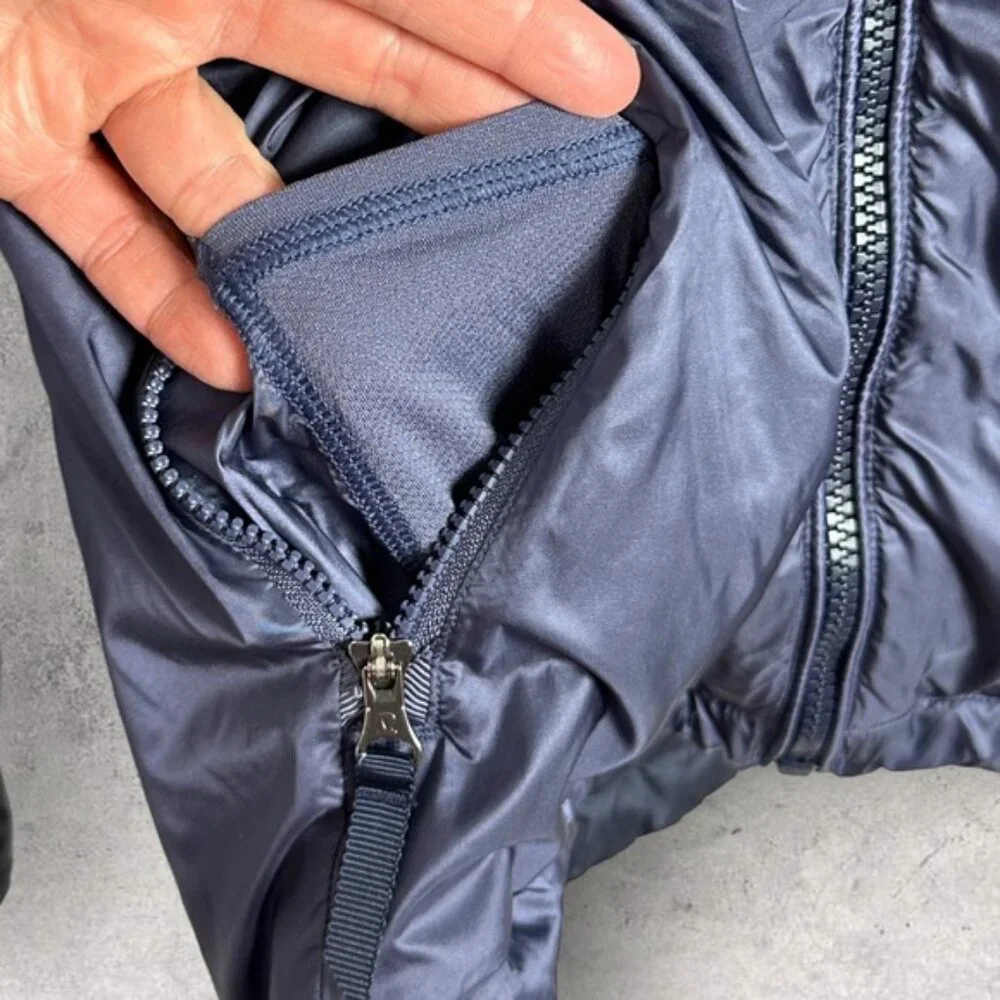 Lululemon Layer Up Jacket Indigo Blue Size 6 Puffer Reversible Lightweight Coat - Picture 16 of 16